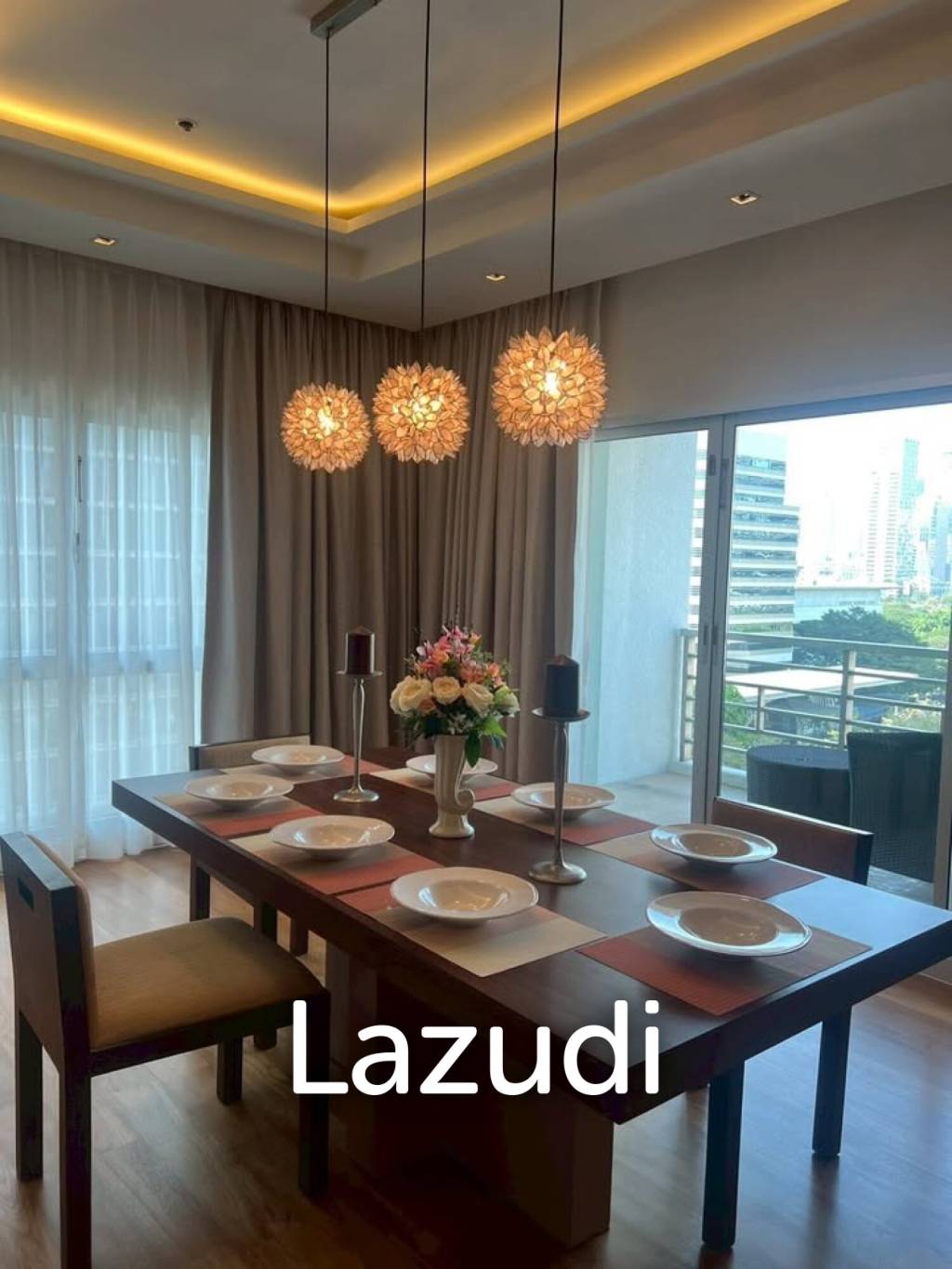 220 sqm 3-Bed Condo at Royal Residence Park Lumpini Bangkok
