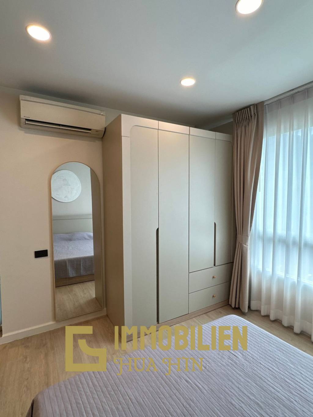 30 qm Wohnfläche / 2. Stock / voll möbliert