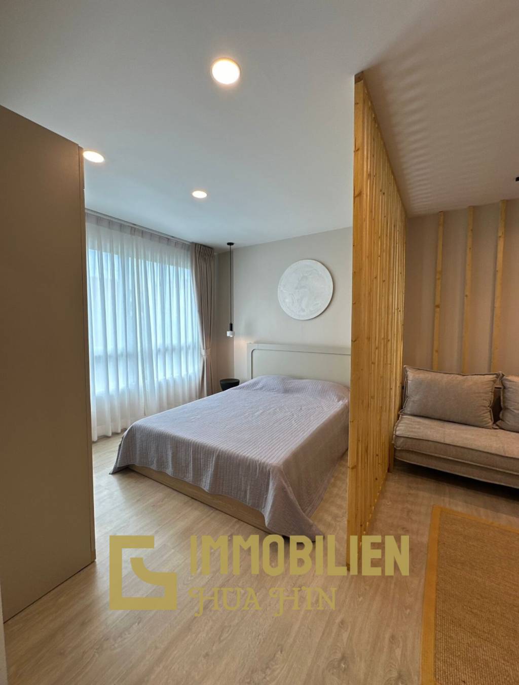 30 qm Wohnfläche / 2. Stock / voll möbliert