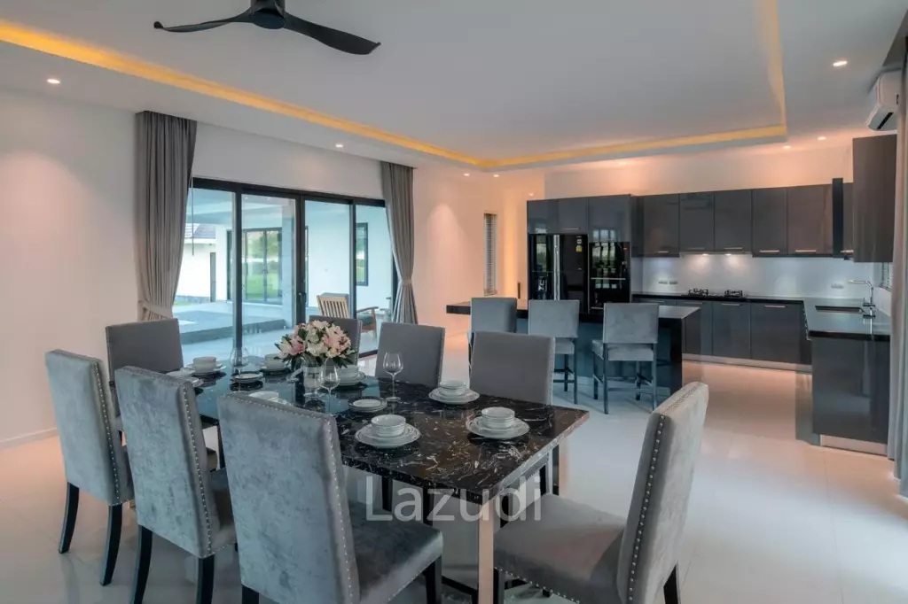 PARKLAND VILLA :  Stunning 4 Bed Pool villa