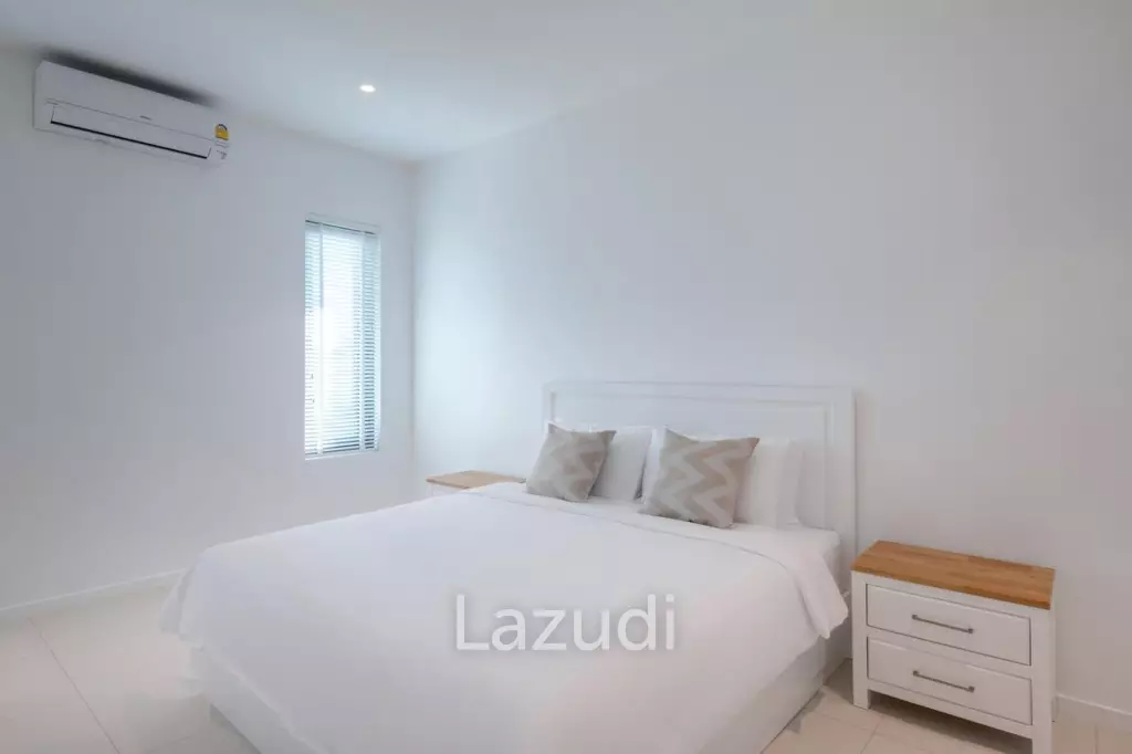 PARKLAND VILLA :  Stunning 4 Bed Pool villa