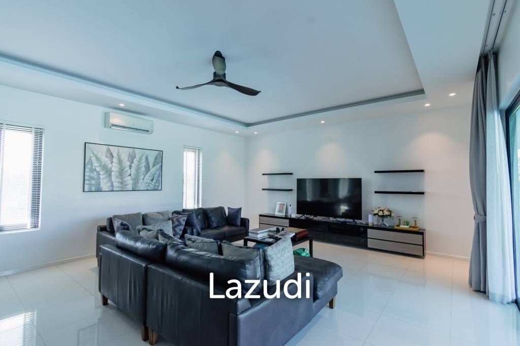 4,093 Kvm 4 Seng 4 Bad Villa for Salg