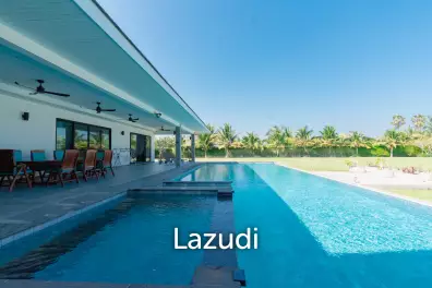 PARKLAND VILLA :  Stunning 4 Bed Pool villa