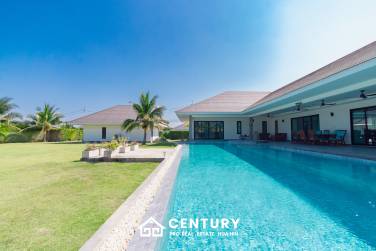  4 Seng 4 Bad Villa for Salg