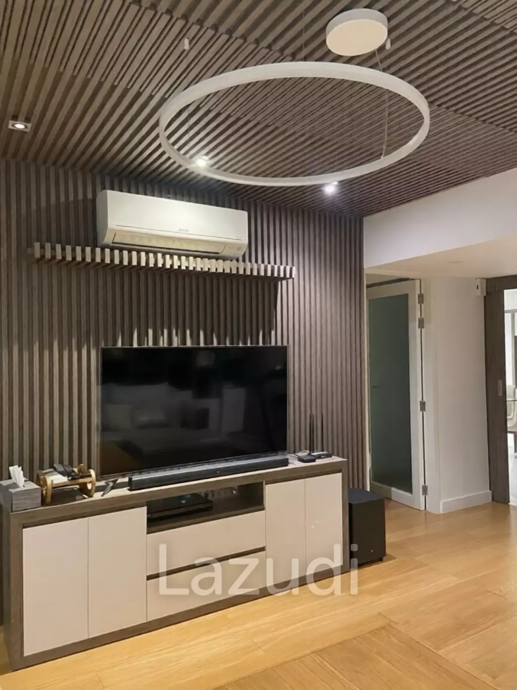 190 sqm 3 Bed Condo at Royal Castle Sukhumvit