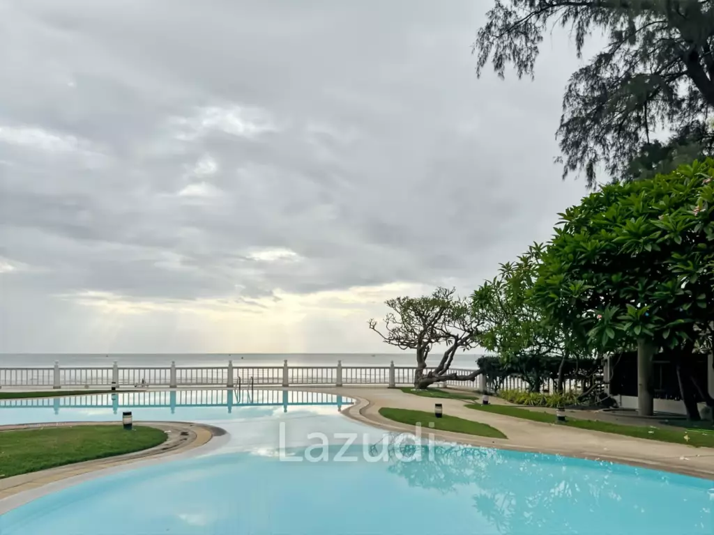 130 sqm beachfront condo at Baan Chom View Hua Hin, Nong Kae