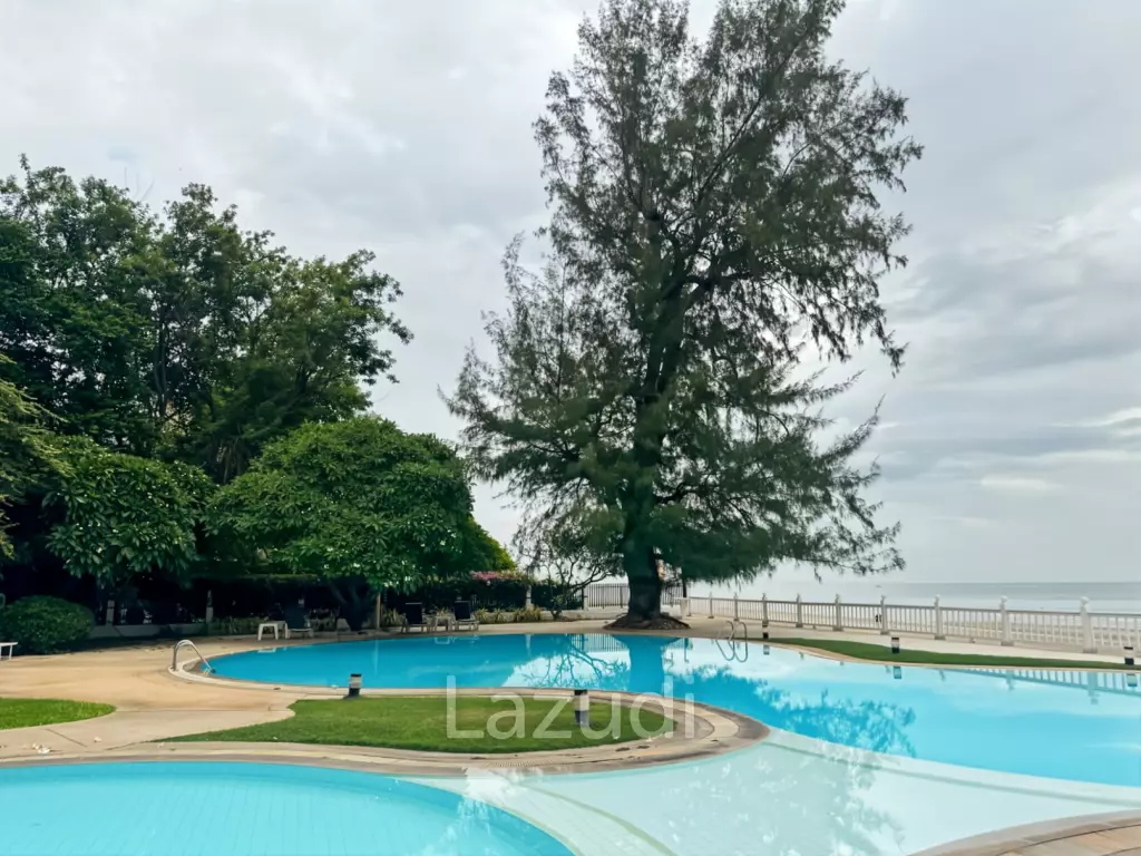 130 sqm beachfront condo at Baan Chom View Hua Hin, Nong Kae