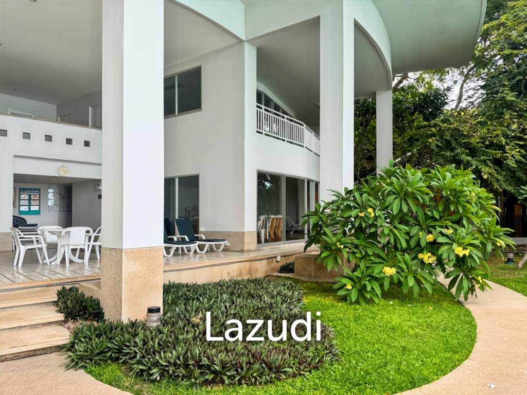 130 sqm beachfront condo at Baan Chom View Hua Hin, Nong Kae