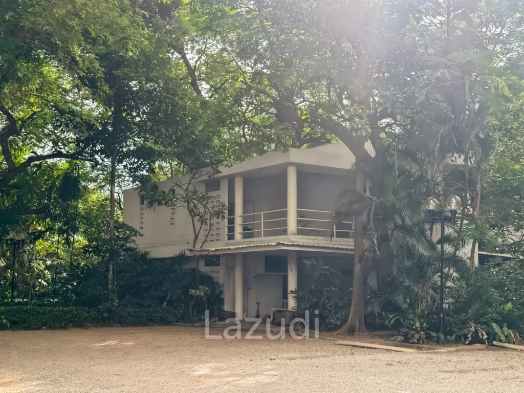 130 sqm beachfront condo at Baan Chom View Hua Hin, Nong Kae