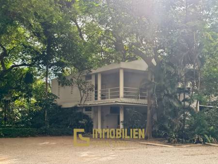 คอนโดริมทะเลหัวหิน 130 ตร.ม. ชั้น 4 วิวทะเลสวย พร้อมสระว่ายน้ำรีสอร์ท