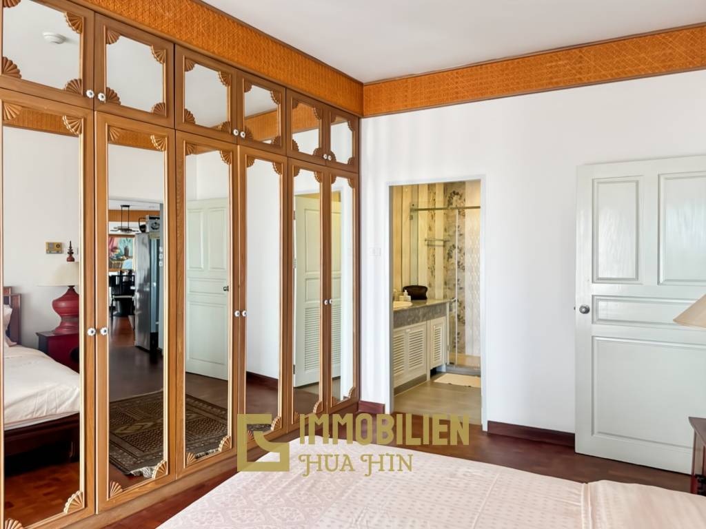 คอนโดริมทะเลหัวหิน 130 ตร.ม. ชั้น 4 วิวทะเลสวย พร้อมสระว่ายน้ำรีสอร์ท