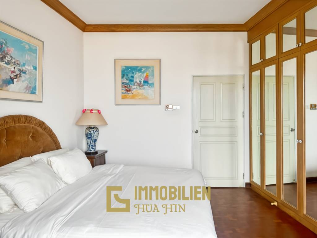 คอนโดริมทะเลหัวหิน 130 ตร.ม. ชั้น 4 วิวทะเลสวย พร้อมสระว่ายน้ำรีสอร์ท