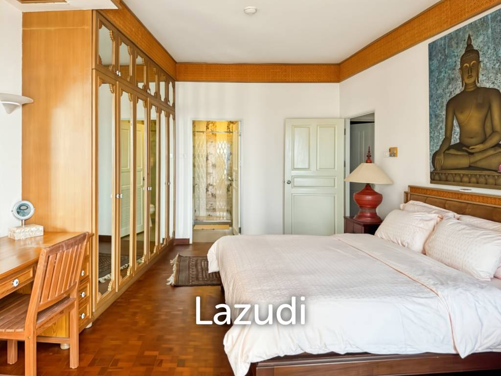 130 sqm beachfront condo at Baan Chom View Hua Hin, Nong Kae