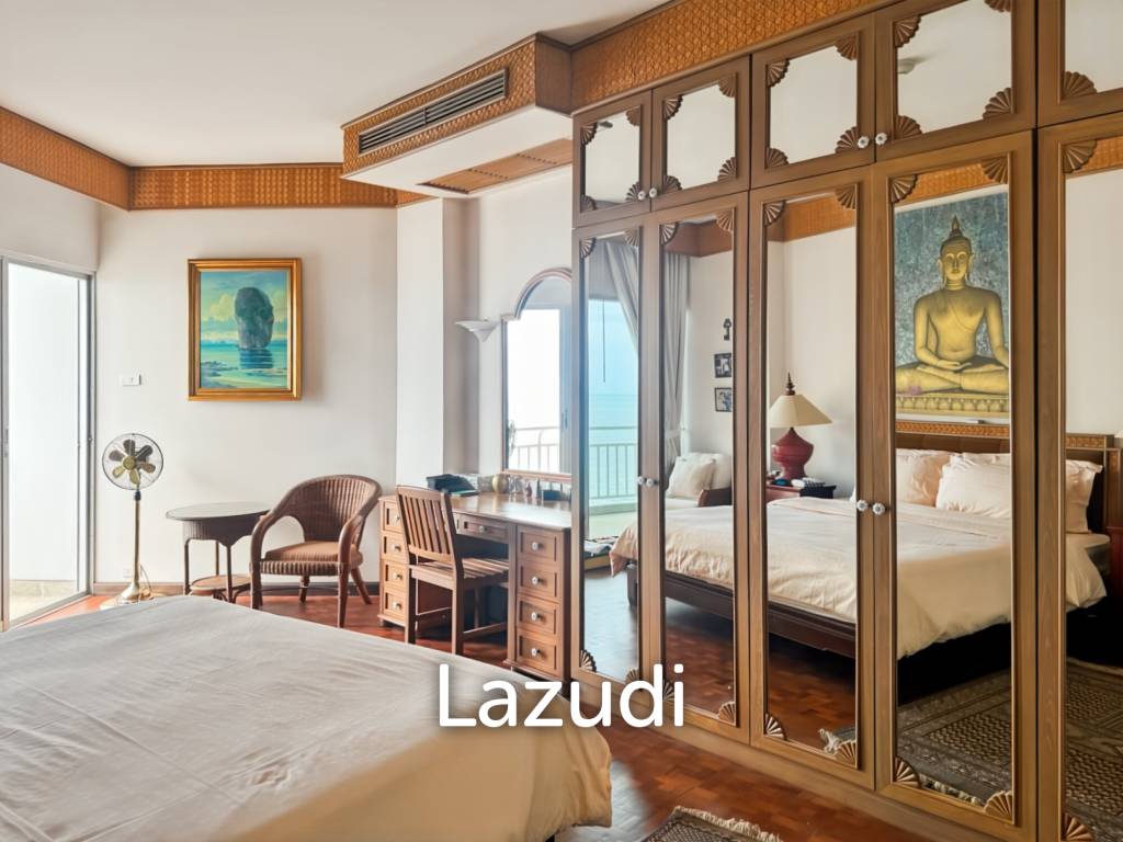 130 sqm beachfront condo at Baan Chom View Hua Hin, Nong Kae