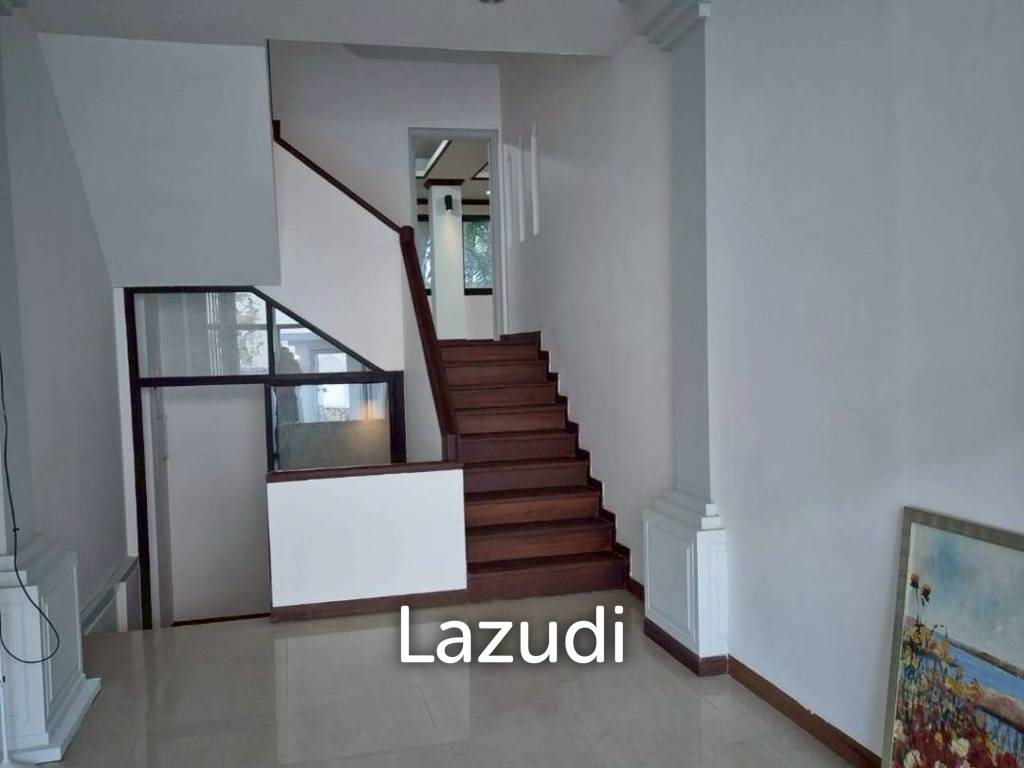 8 Bed 7 Bath 375 SQ.M. Jomtien Condotel And Village