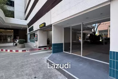 139 sqm Ground Floor Restaurant Bar for Lease in Khlong Toei Bangkok