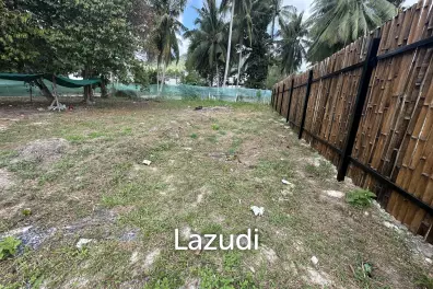 Flat 400 sqm Land – Prime Location Near Thong Sala