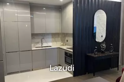 70 sqm high-floor condo at The Esse at Singha Complex, Bang Kapi Huai Kwang Bangkok