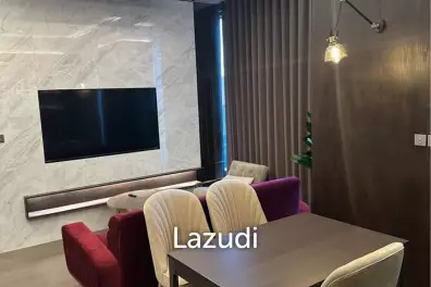 70 sqm high-floor condo at The Esse at Singha Complex, Bang Kapi Huai Kwang Bangkok