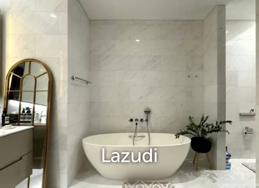 85 sqm 1-Bed Luxury Condo on 25th Floor at The Residences at Sindhorn Kempinski Lumpini Bangkok