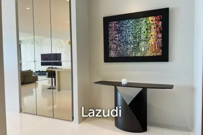 Spacious 4-Bedroom Condo with Panoramic City Views for Sale in Lumpini