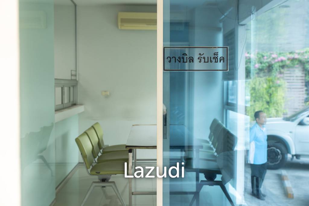 3800 sqm modern commercial office building Suan Luang Bangkok