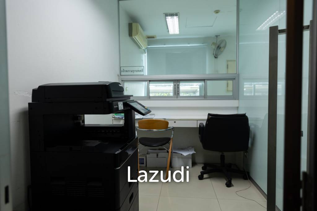 3800 sqm modern commercial office building Suan Luang Bangkok