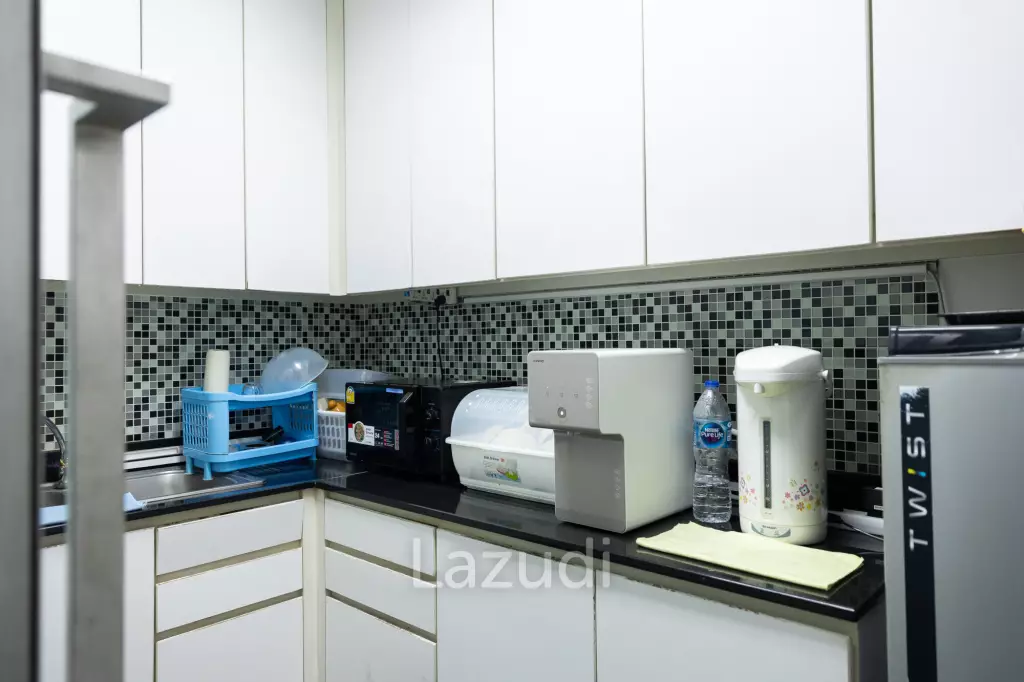 3800 sqm modern commercial office building Suan Luang Bangkok