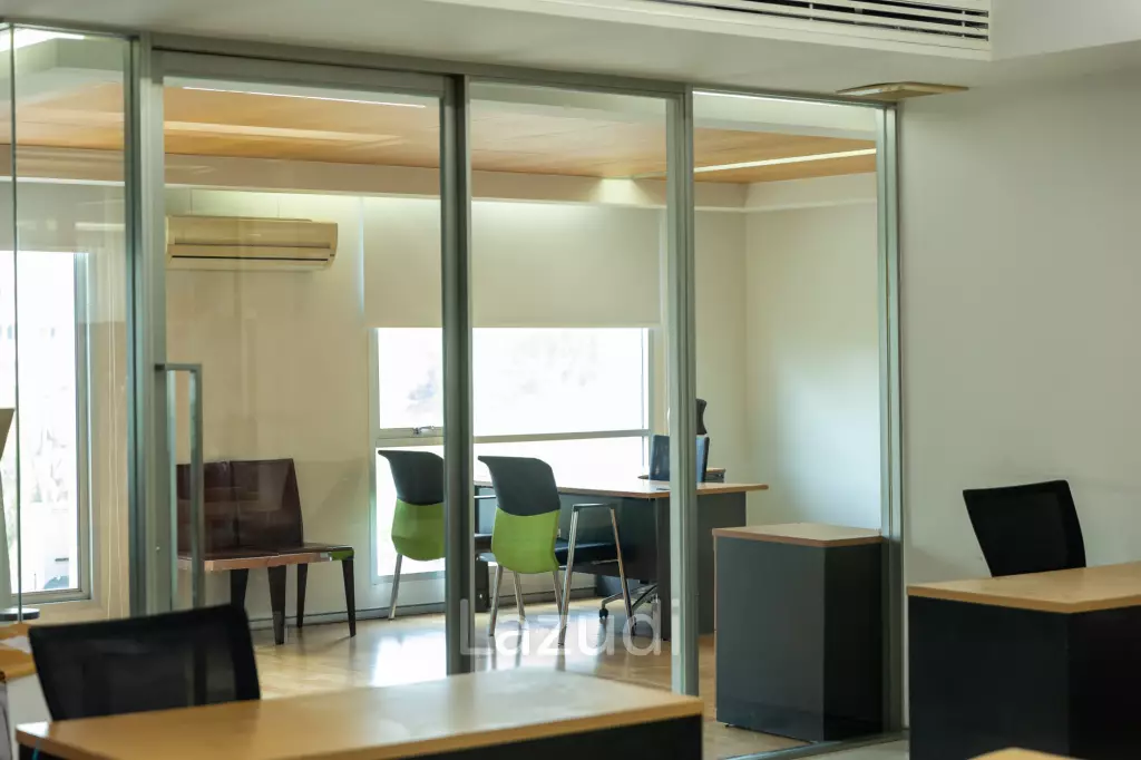 3800 sqm modern commercial office building Suan Luang Bangkok