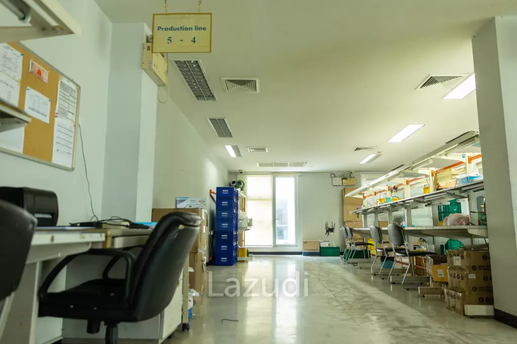 3800 sqm modern commercial office building Suan Luang Bangkok