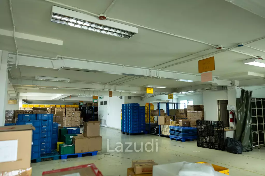 3800 sqm modern commercial office building Suan Luang Bangkok