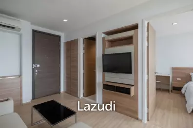 45sqm High-Floor 1-Bed Condo at Rhythm Phahol-Ari Phaya Thai Bangkok