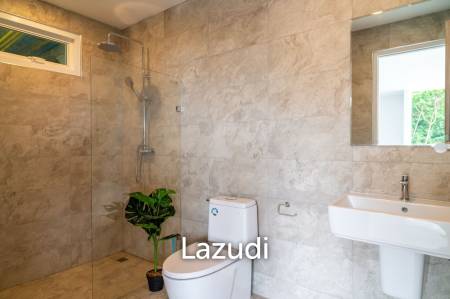 Top floor unit! 2-Bed Luxury Apartment with Stunning Sea Views – Bang Por