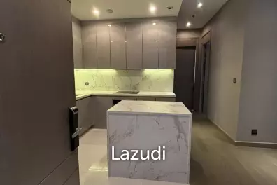 77 sqm 2 Bedroom Condo at The Esse at Singha Complex Bang Kapi Bangkok