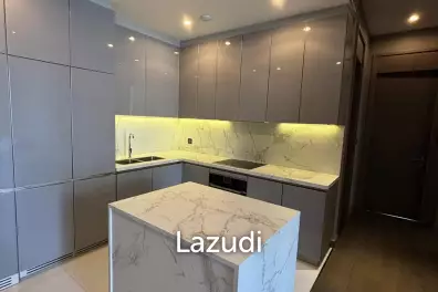 77 sqm 2 Bedroom Condo at The Esse at Singha Complex Bang Kapi Bangkok