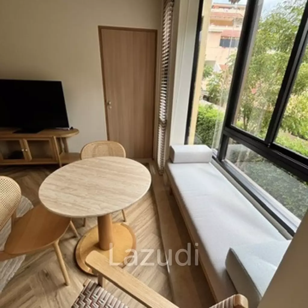 Beachfront Condo for Rent – 1 bedroom, 37 Sqm Khao Takiab