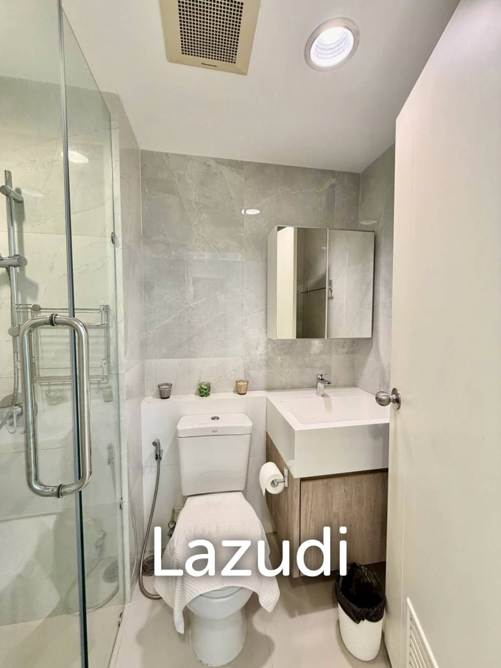 55 sqm 2 Bed Condo at Fuse Mobius Ramkhamhaeng Station