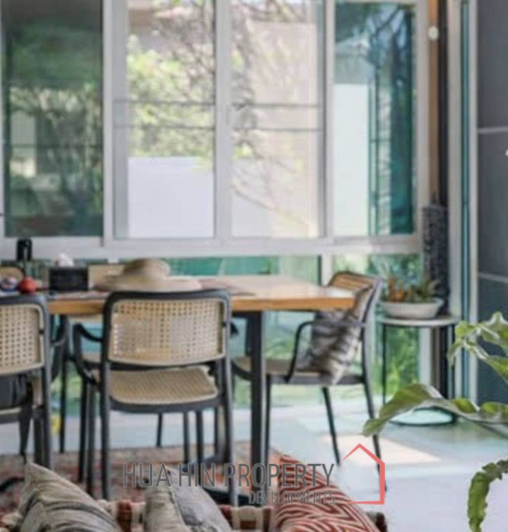 ANCHAN GARDENS  : 3 bed modern pool villa