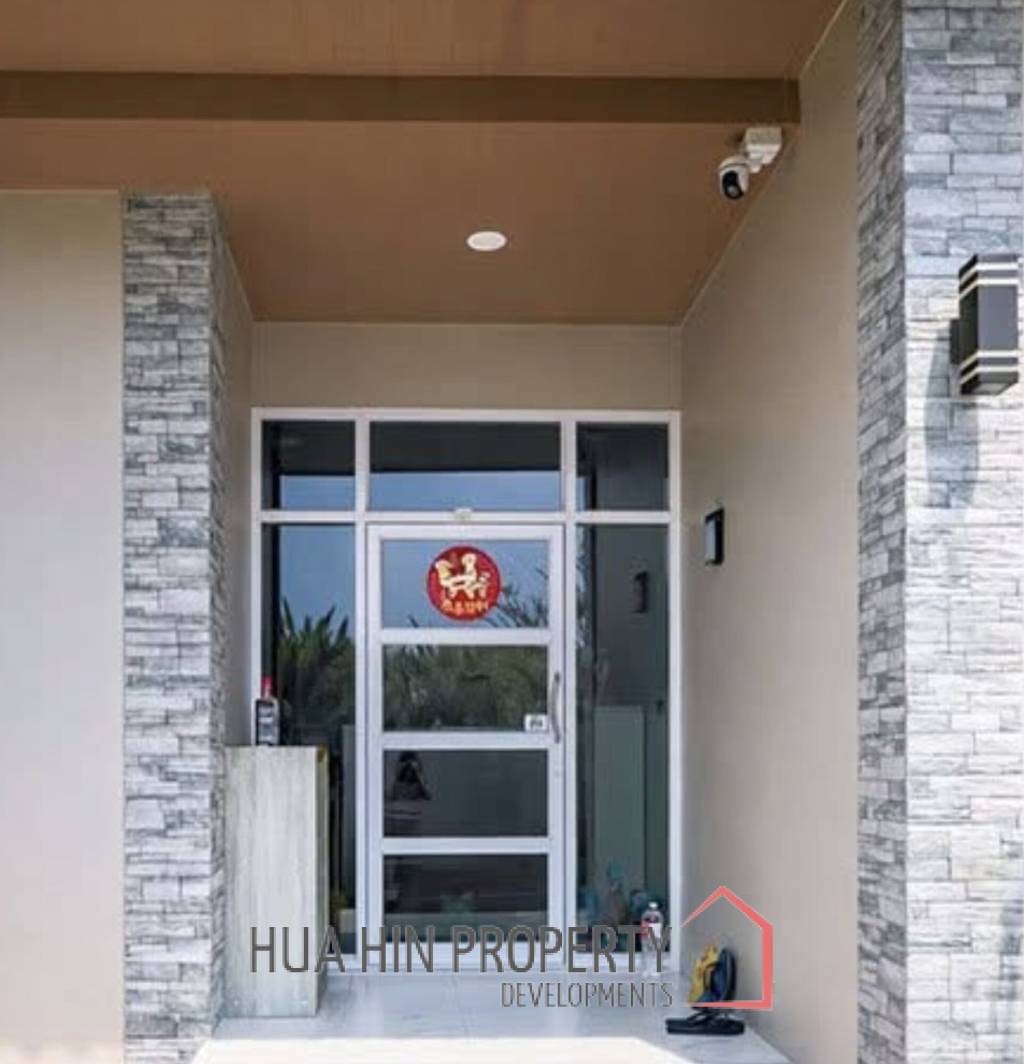 ANCHAN GARDENS  : 3 bed modern pool villa