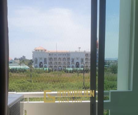 คอนโดติดทะเลชะอำ 31.78 ตร.ม. ชั้น 4 วิวสวนส่วนกลางสระว่ายน้ำ