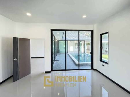 Abordable / piscine privée / entièrement meublé