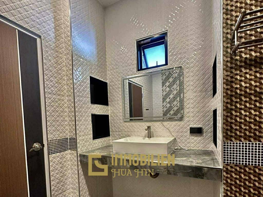 Abordable / piscine privée / entièrement meublé