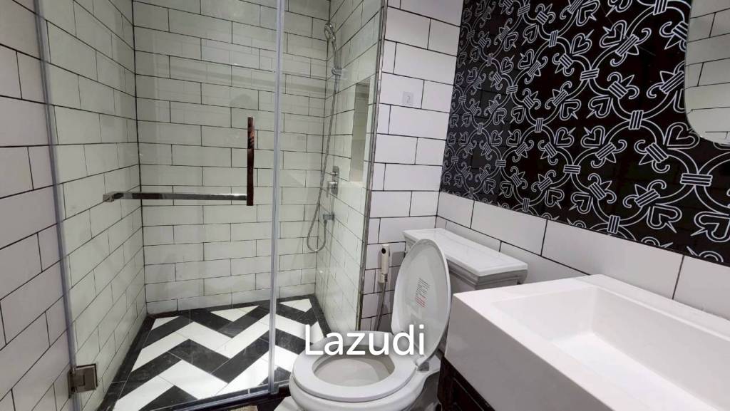 1 Bed 1 Bath 32 SQ.M. The Venetian Signature Condo
