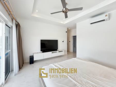 Terrain de 721 m² / 4 chambres / Piscine de 4 x 15 mètres