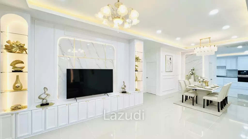 3 Bedroom 3 Bathroom 300 SQ.M. Modern Villa In East Pattaya