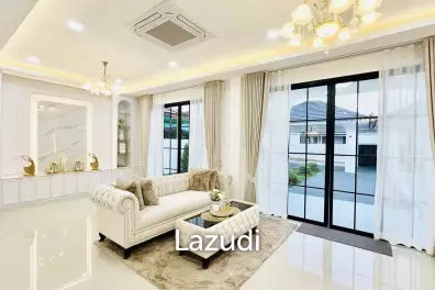 3 Bedroom 3 Bathroom 300 SQ.M. Modern Villa In East Pattaya