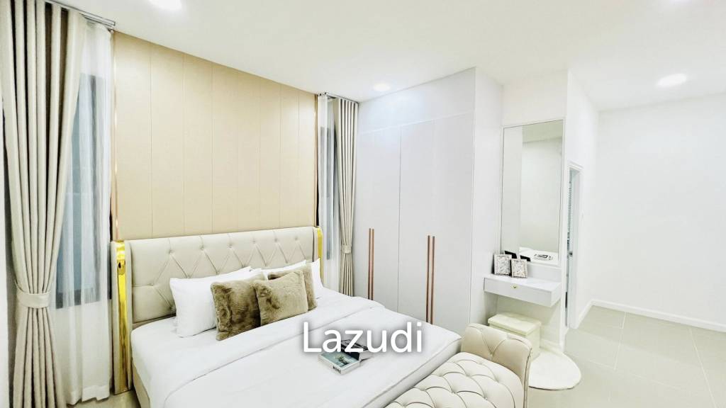 3 Bedroom 3 Bathroom 300 SQ.M. Modern Villa In East Pattaya