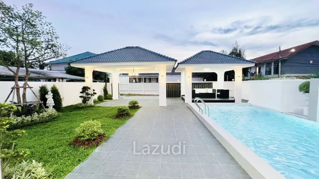 3 Bedroom 3 Bathroom 300 SQ.M. Modern Villa In East Pattaya
