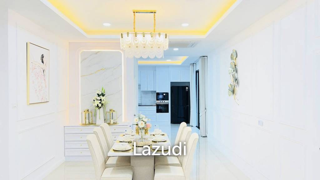 3 Bedroom 3 Bathroom 300 SQ.M. Modern Villa In East Pattaya