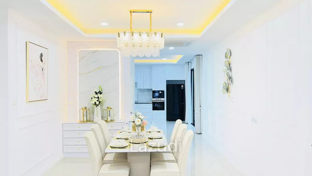 3 Bedroom 3 Bathroom 300 SQ.M. Modern Villa In East Pattaya
